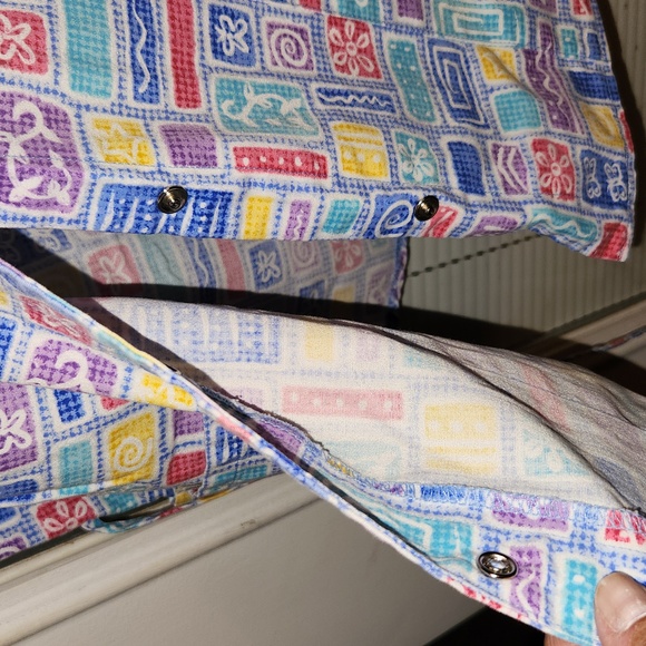 27 SB  scrub snap front ties in back to cinch waist p2p 21.5 - Picture 4 of 4